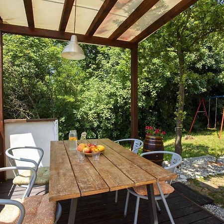 לאבין Holiday Home Deborah With Private Pool מראה חיצוני תמונה